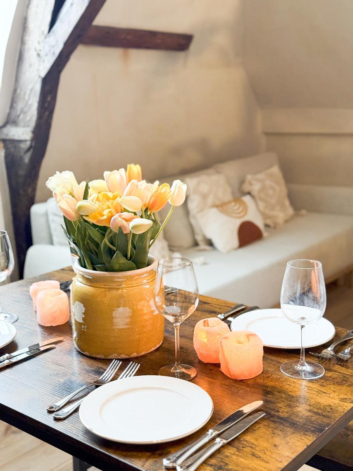 Loulou Home'S แอนต์เวิร์ป ภายนอก รูปภาพ